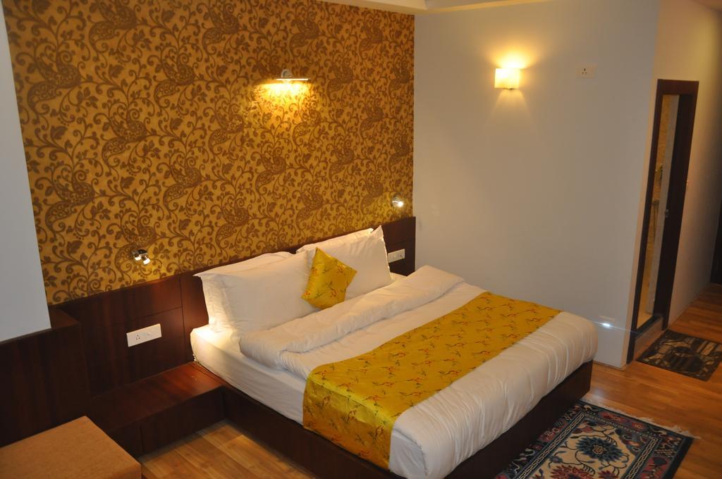 Hotel The Golden Crest Gangtok Habitación foto
