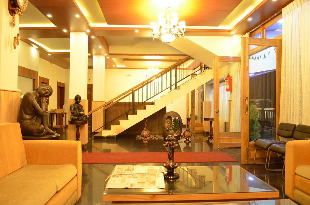 Hotel The Golden Crest Gangtok Exterior foto