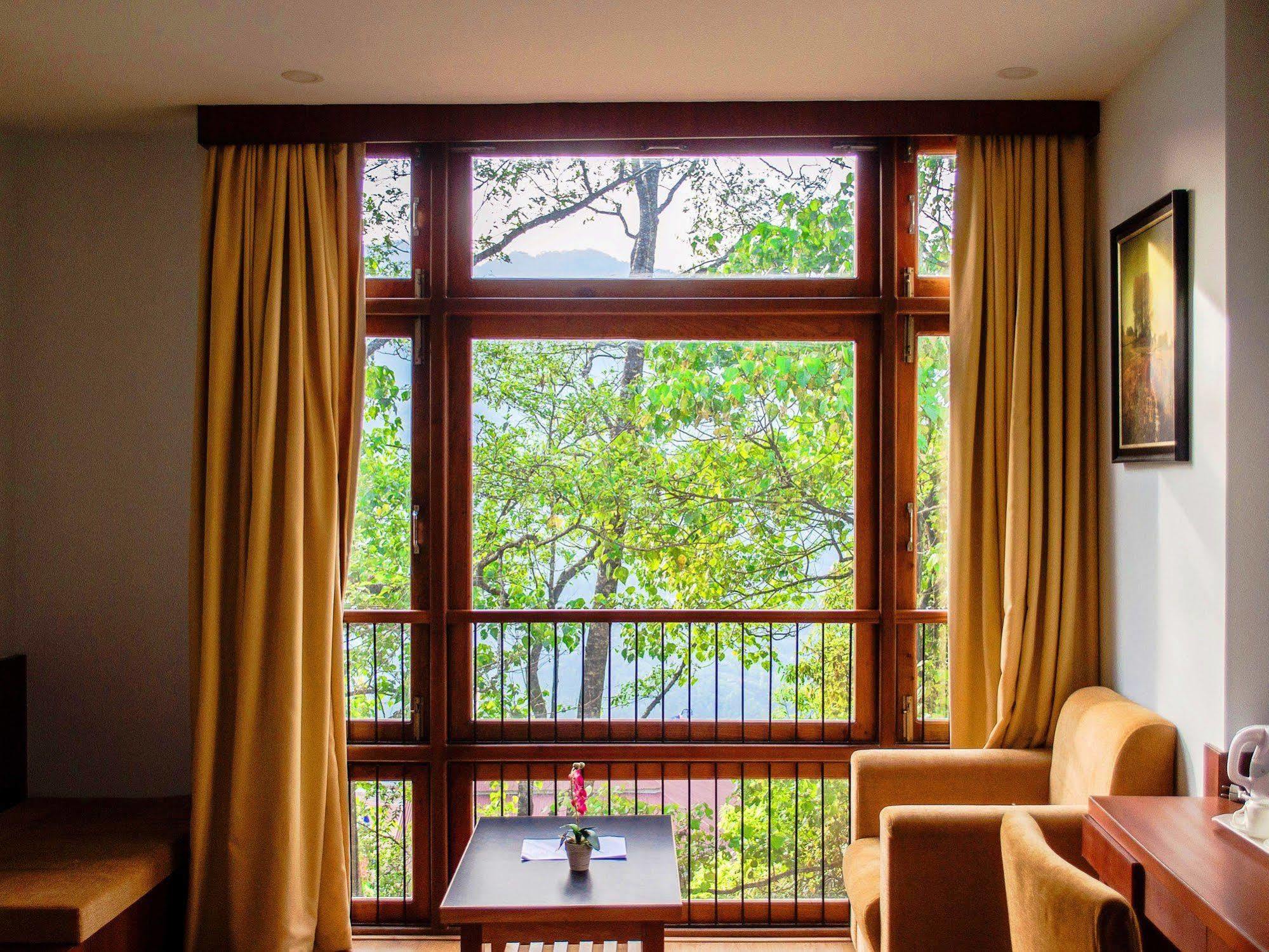 Hotel The Golden Crest Gangtok Exterior foto