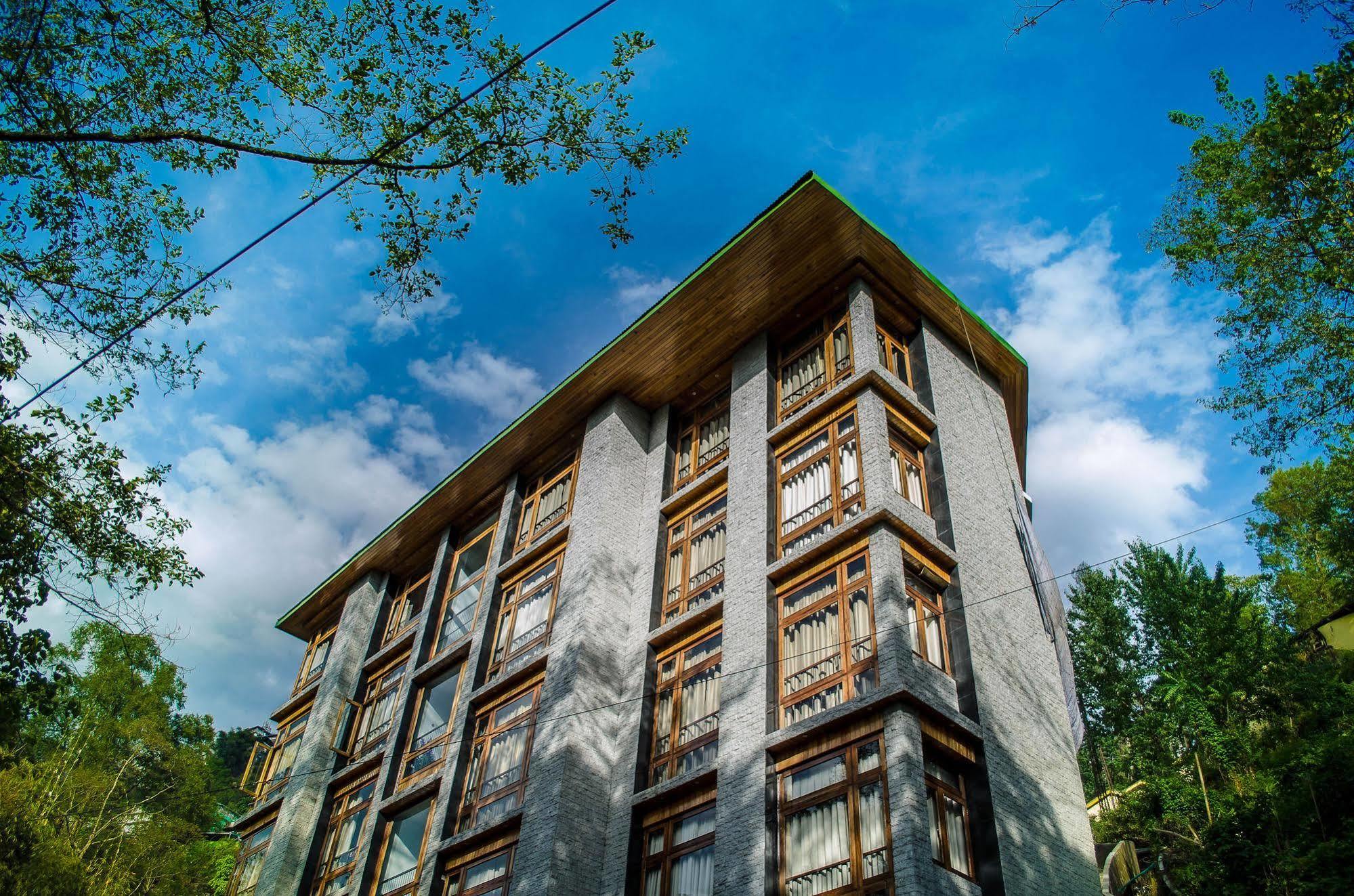Hotel The Golden Crest Gangtok Exterior foto